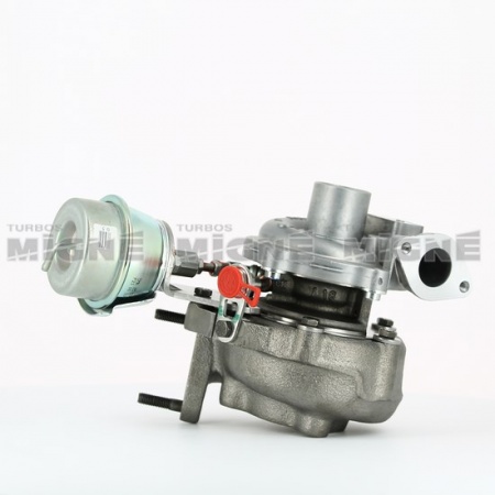 Turbo neuf comprenant :