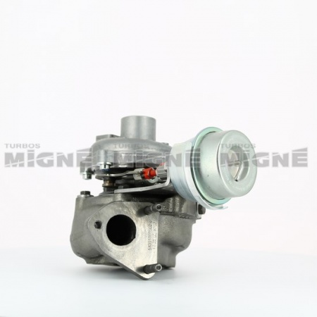 Turbo neuf comprenant :