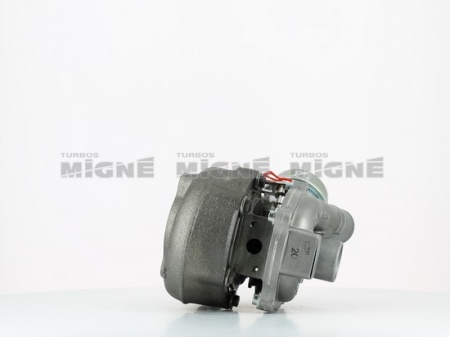 Turbo neuf comprenant :