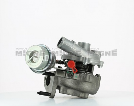 Turbo neuf comprenant :