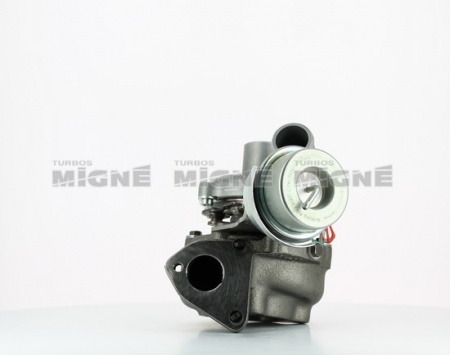 Turbo neuf comprenant :