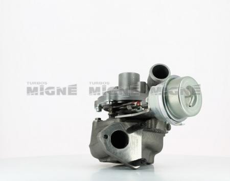 Turbo neuf comprenant :