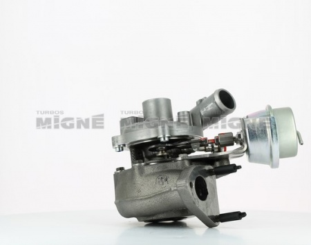 Turbo neuf comprenant :