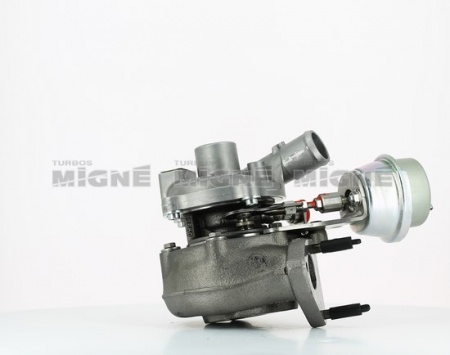 Turbo neuf comprenant :