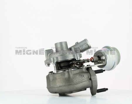 Turbo neuf comprenant :