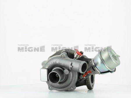 Turbo neuf comprenant :