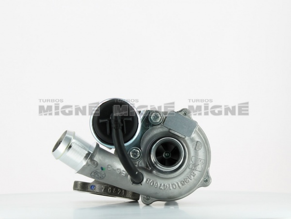 Turbo neuf comprenant :