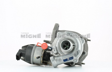 Turbo neuf comprenant :