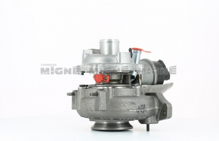 Turbo neuf comprenant :