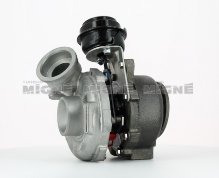 Turbo neuf comprenant :