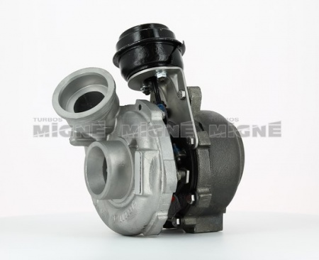 Turbo neuf comprenant :