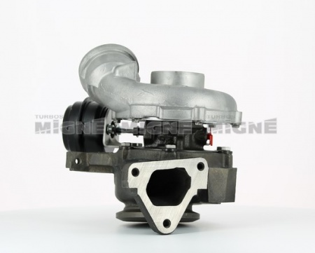 Turbo neuf comprenant :