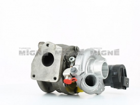 Turbo neuf comprenant :