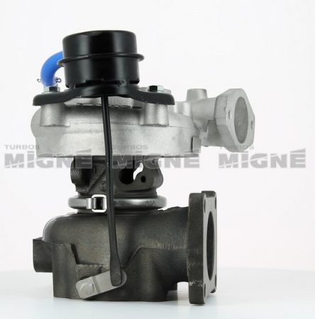 Turbo neuf comprenant :