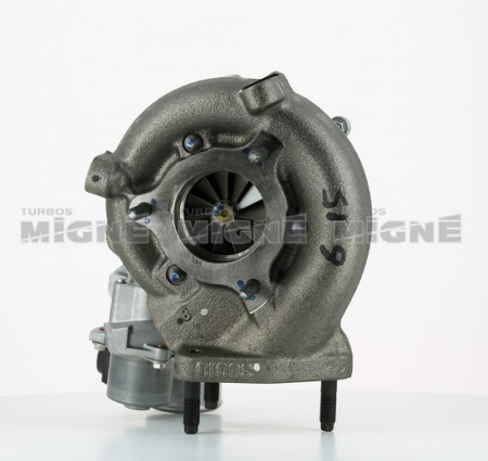 Turbo neuf comprenant :