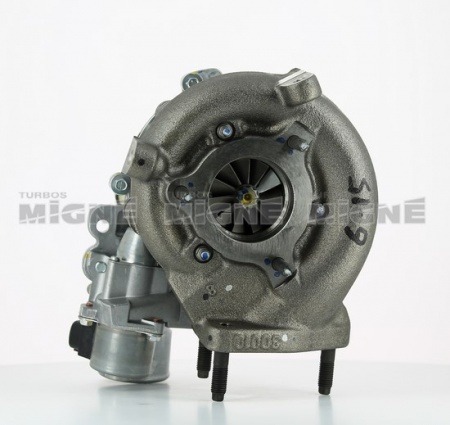 Turbo neuf comprenant :