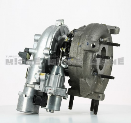 Turbo neuf comprenant :