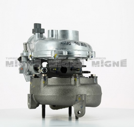 Turbo neuf comprenant :