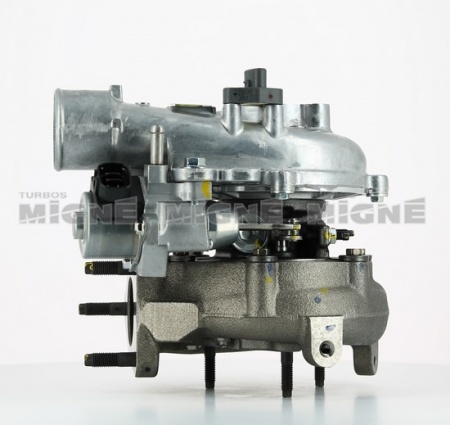 Turbo neuf comprenant :