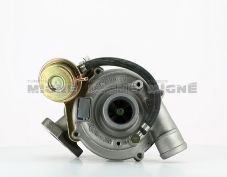 Turbo neuf comprenant :