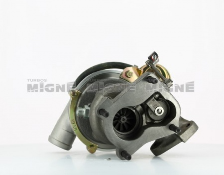 Turbo neuf comprenant :