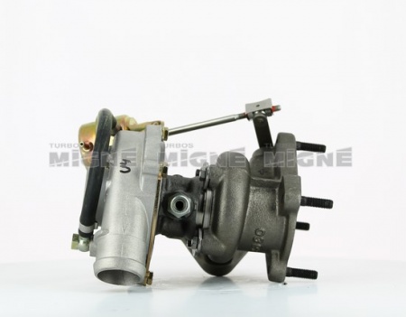 Turbo neuf comprenant :