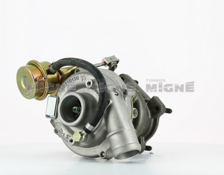 Turbo neuf comprenant :