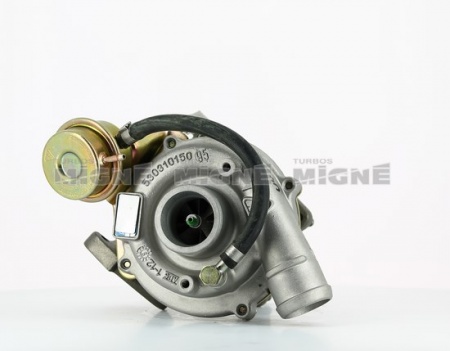 Turbo neuf comprenant :