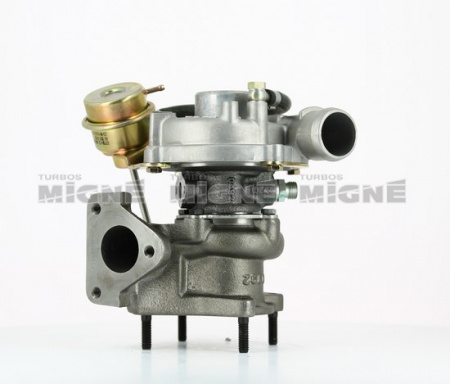 Turbo neuf comprenant :