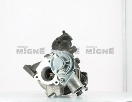 Turbo neuf comprenant :