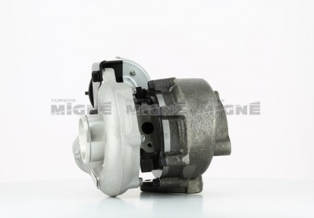 Turbo neuf comprenant :