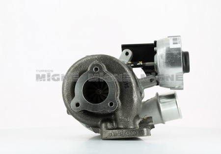 Turbo neuf comprenant :