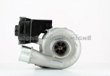 Turbo neuf comprenant :