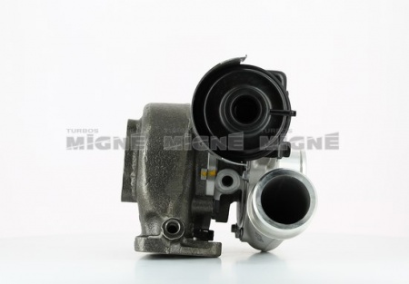 Turbo neuf comprenant :