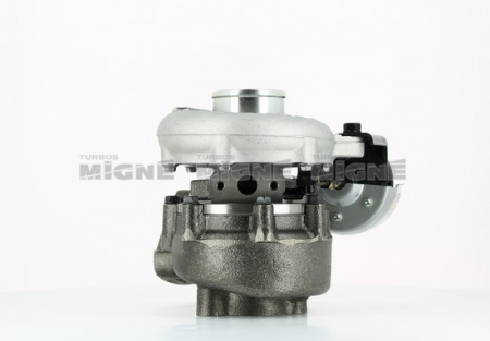 Turbo neuf comprenant :