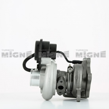 Turbo neuf comprenant :