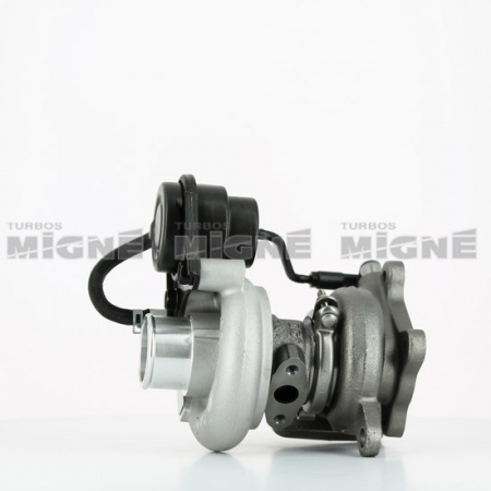 Turbo neuf comprenant :