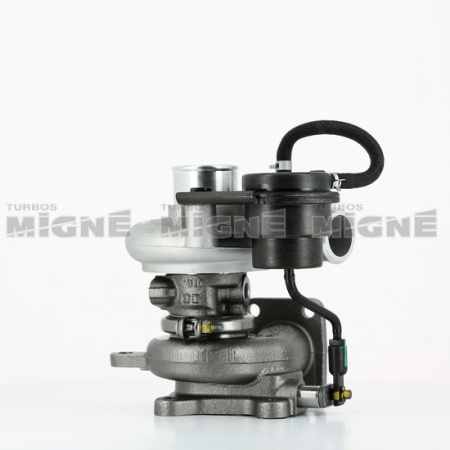 Turbo neuf comprenant :