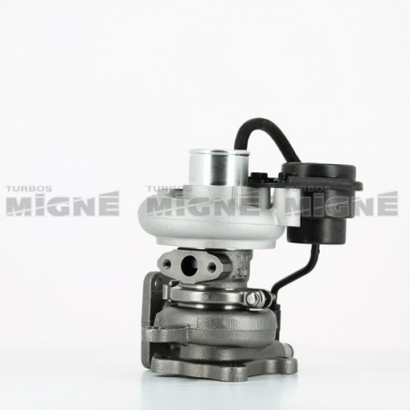 Turbo neuf comprenant :