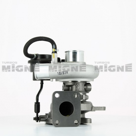 Turbo neuf comprenant :