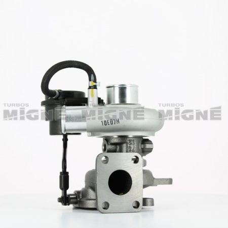 Turbo neuf comprenant :