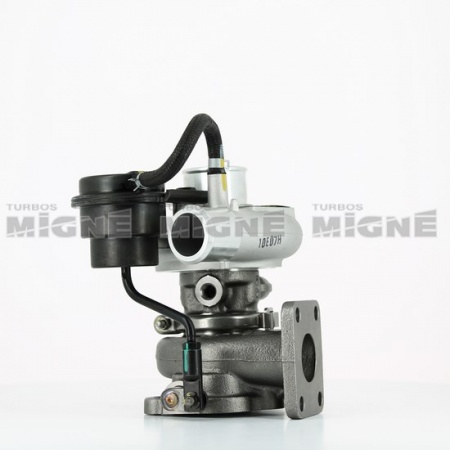 Turbo neuf comprenant :