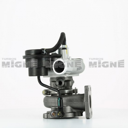 Turbo neuf comprenant :