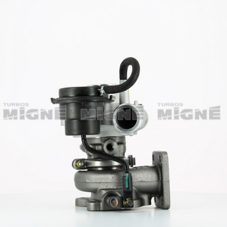 Turbo neuf comprenant :