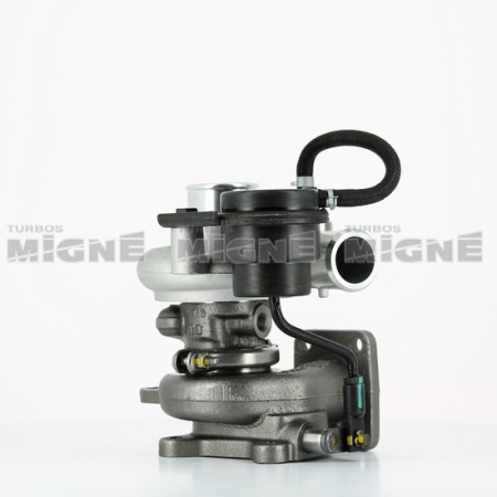 Turbo neuf comprenant :