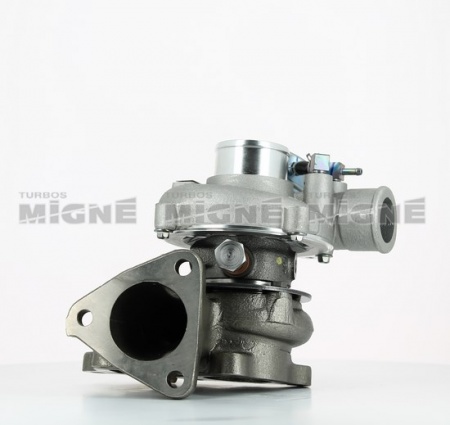 Turbo neuf comprenant :