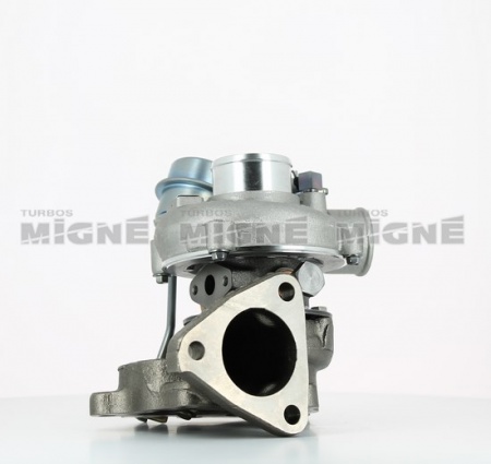 Turbo neuf comprenant :