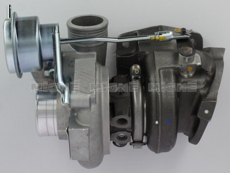 Turbo neuf comprenant :