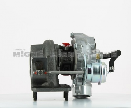 Turbo neuf comprenant :