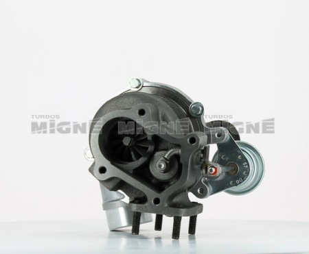 Turbo neuf comprenant :